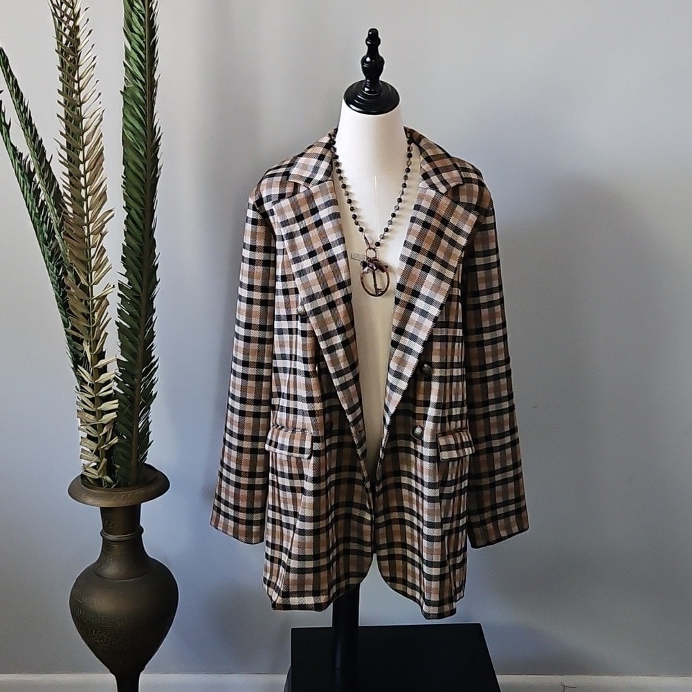 Maurices Caramel, Tan, and Brown Checkered Blazer NWOT - Picture 2 of 16